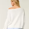 Easy Off-the-Shoulder Fish Graphic Sweater