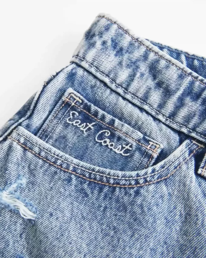 High-Rise Medium Wash Shell Embroidered Baggy Denim Shorts 5″ High-Rise Medium Wash Shell Embroidered Baggy Denim Shorts 5″