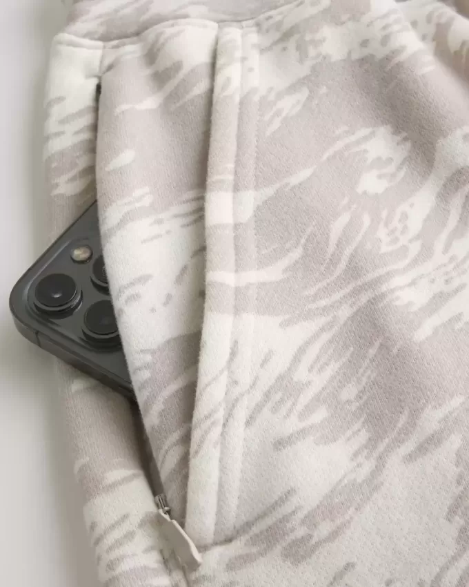 Hollister Feel Good Fleece Above-the-Knee Baggy Shorts