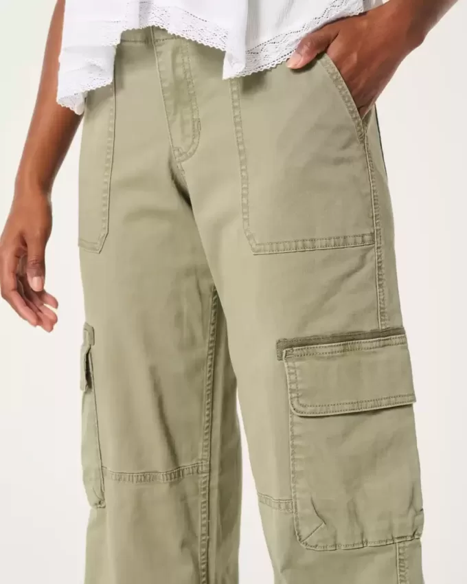 Low-Rise Baggy Cargo Pants