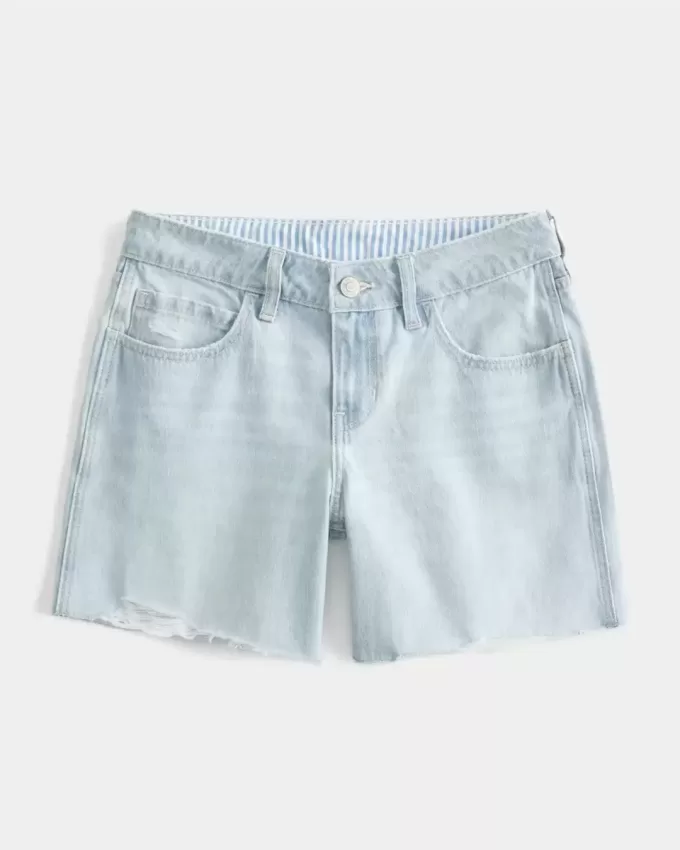 Low-Rise Light Wash Baggy Denim Shorts 5″