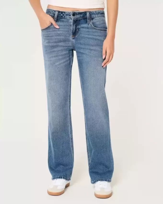 Low-Rise Medium Wash Relaxed Straight Jeans Low-Rise Medium Wash Relaxed Straight Jeans
