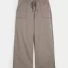 Low-Rise Super Baggy Pants