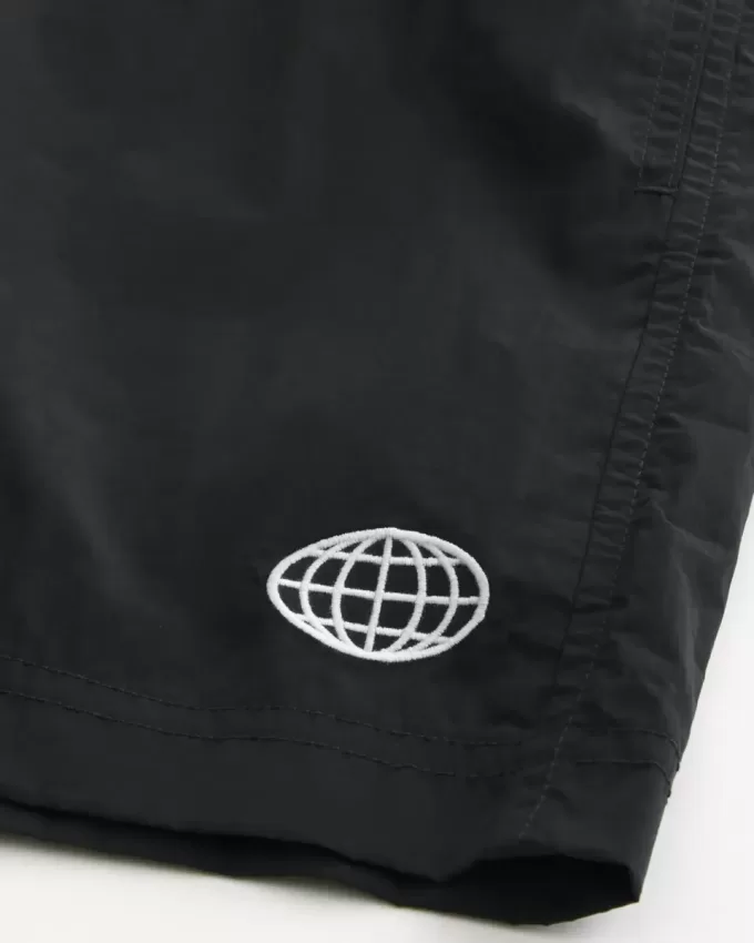 Mid-Thigh Baggy Soccer Shorts