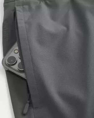 Mid-Thigh Hybrid Active Shorts