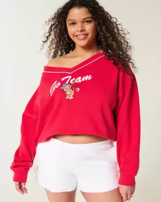 Oversized Go Team Graphic V-Neck Sweatshirt