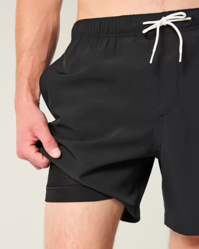Puerto Viejo Graphic Mid-Thigh Volley Swim Trunks