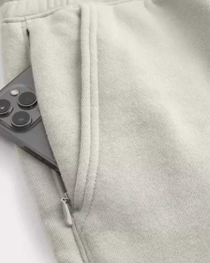 Relaxed Fleece Logo Joggers