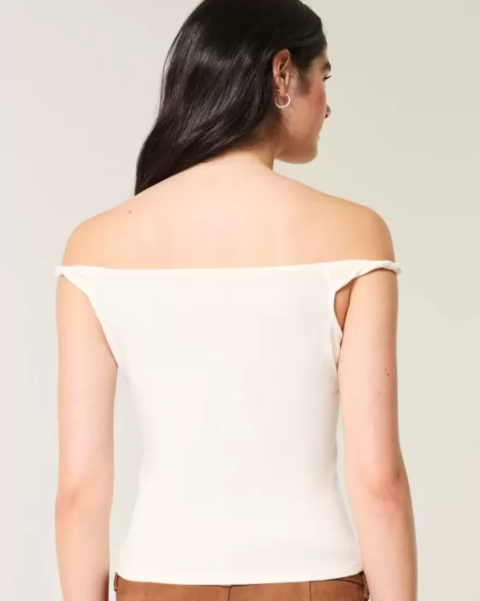 Twisted Off-the-Shoulder Velvet Valley Graphic Tee Twisted Off-the-Shoulder Velvet Valley Graphic Tee